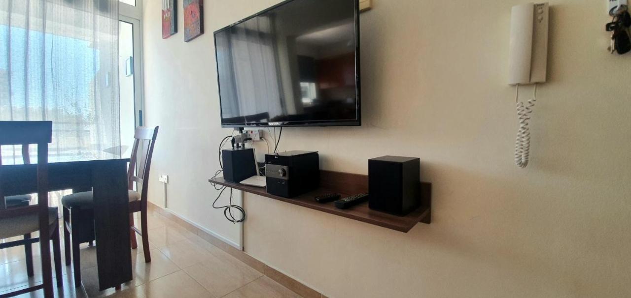 Vasilas Holiday Apartment #1 ลาร์นาคา ภายนอก รูปภาพ